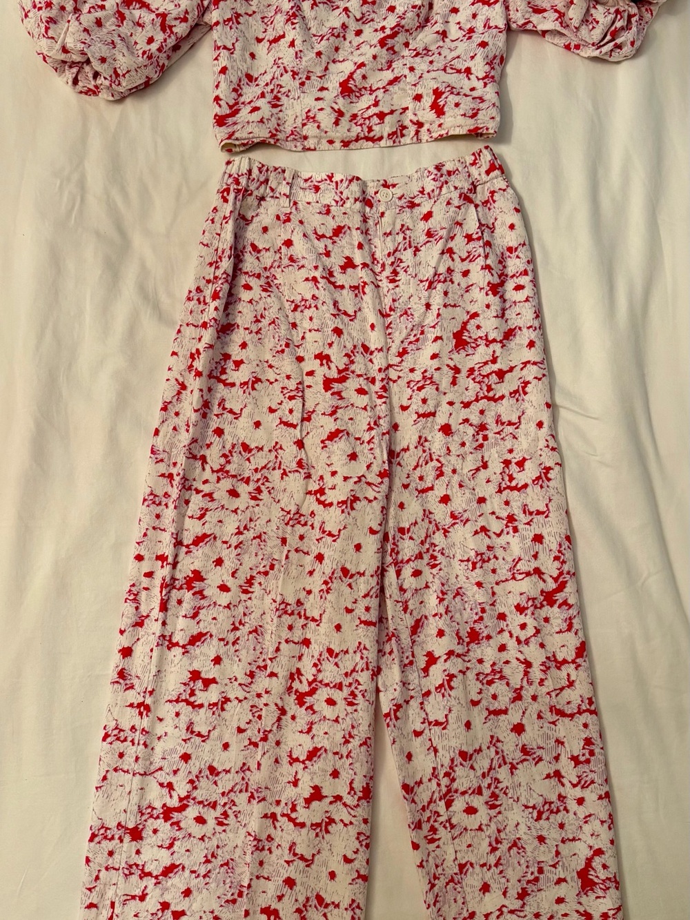 Bright Pink Floral Co Ord Set. Wide-Leg Women's Pants and Crop Top.